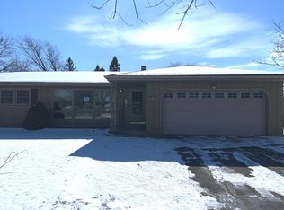 2627 W 60th Dr, Merrillville, IN 46410