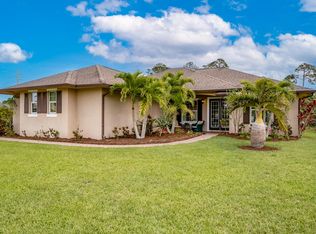 906 Yearling Trl, Sebastian, FL 32958