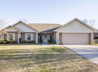 2236 Portland Dr, Maryville, TN 37803