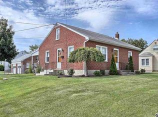 528 E Simpson St, Mechanicsburg, PA 17055