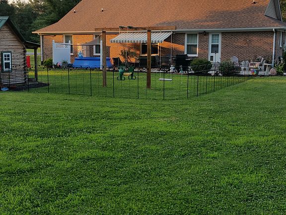 5th image of 312 Meadowlark Dr