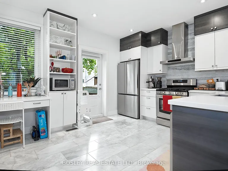 6 Ridley Gdns — Photo 10