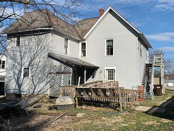 5th image of 220 S Mount Vernon Ave