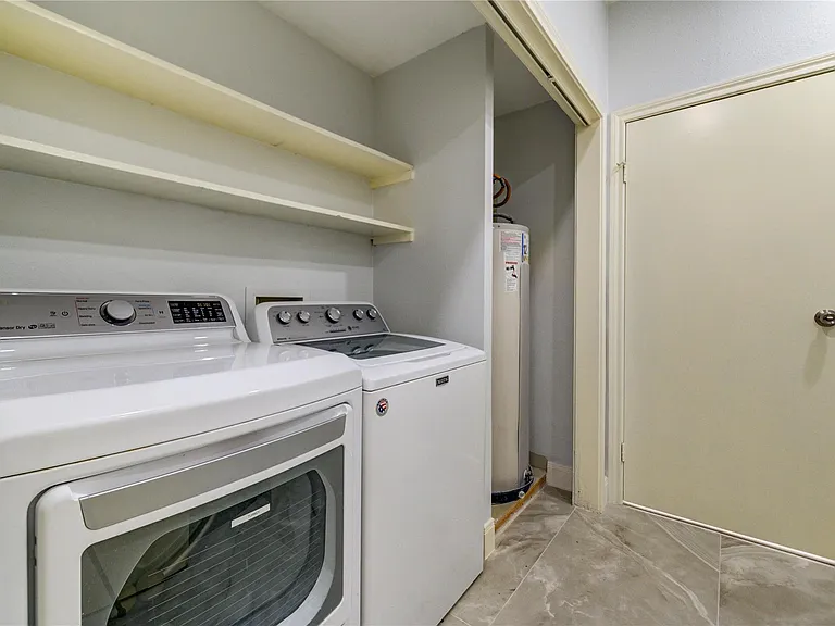 11711 Memorial Dr #534 — Photo 38