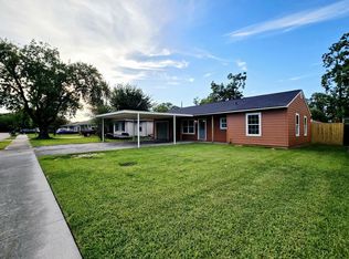 1111 Belshire Rd, Pasadena, TX 77502