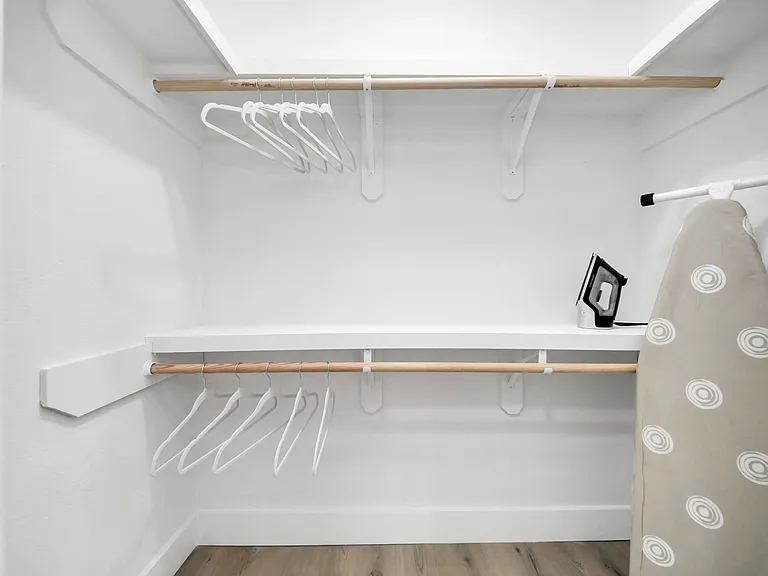 Falcon Meadow Dr — Photo 15