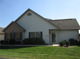 1043 Timberwood Dr, Beaver Falls, PA 15010