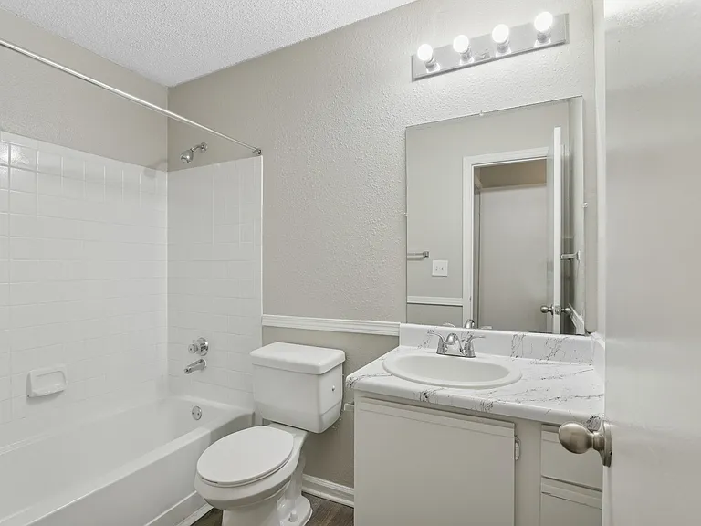 Woodmere Trace — Photo 30