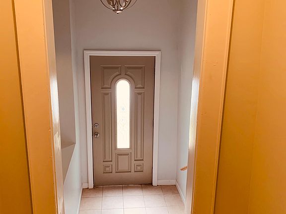 Front Entrance Foyer