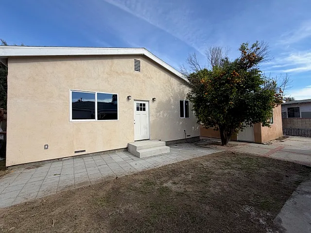 11018 Herrick Ave