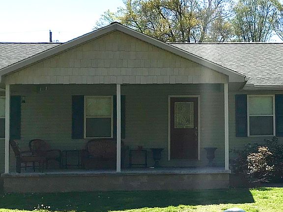 2nd image of 81 Seneca Dr