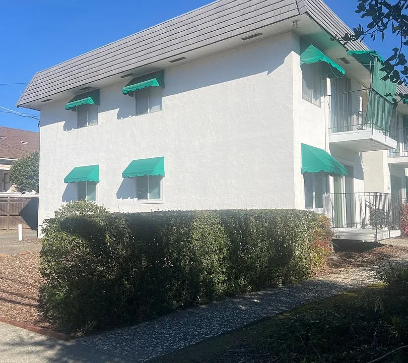 314 N Cloverdale Blvd
