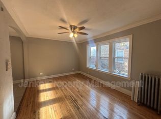 9453 S Loomis St APT 201, Chicago, IL 60620