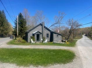 813 Gates Pond Rd, Whitingham, VT 05361