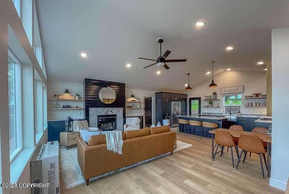 1st image of 1060 Eric Ln