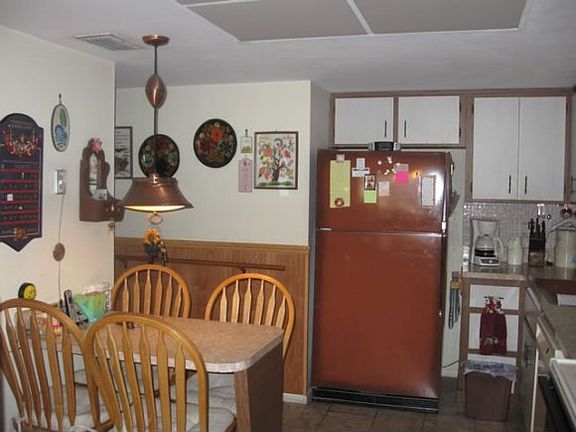 5th image of 2407 Colony Dr N
