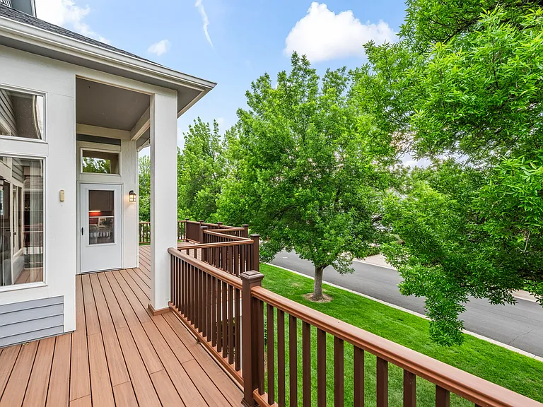 Western facing large deck
