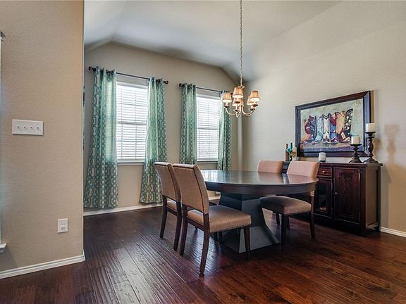 5th image of 4608 Fern Valley Dr