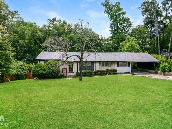 6220 Leslie Dr, Pinson, AL 35126