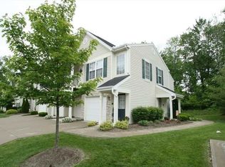 94 Ledgerwoods Dr, Amelia, OH 45102