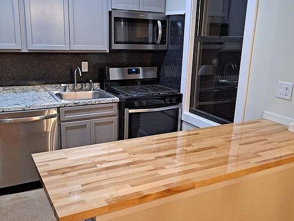 2nd image of 77 Tehama St Floor 2