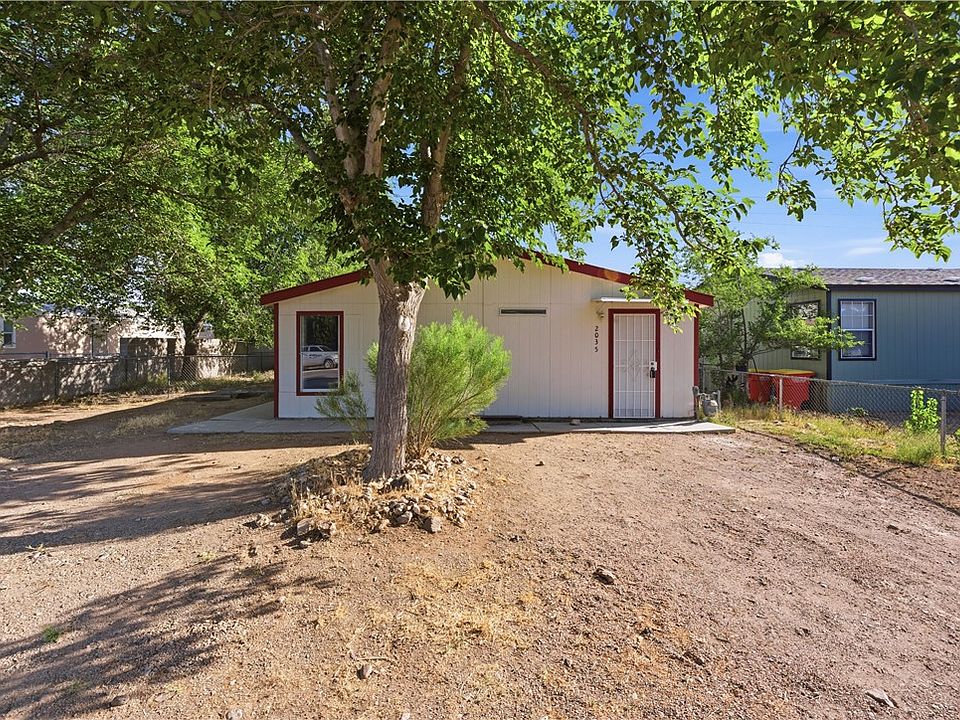 1st image of 2035 E John L Avenue