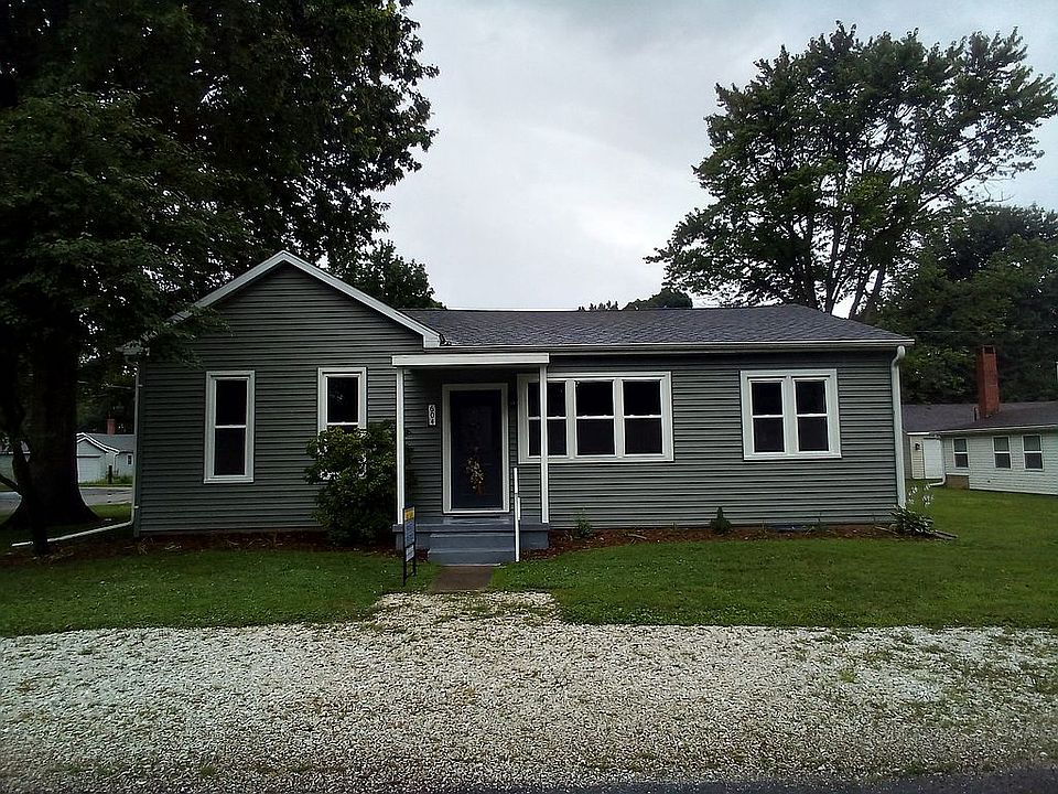 1st image of 604 W Jefferson St