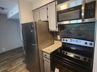 3915 N 109th Plz #1, Omaha, NE 68164