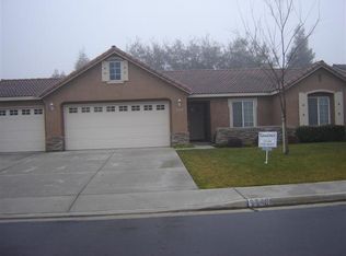 2740 E Seeger Ct, Visalia, CA 93292