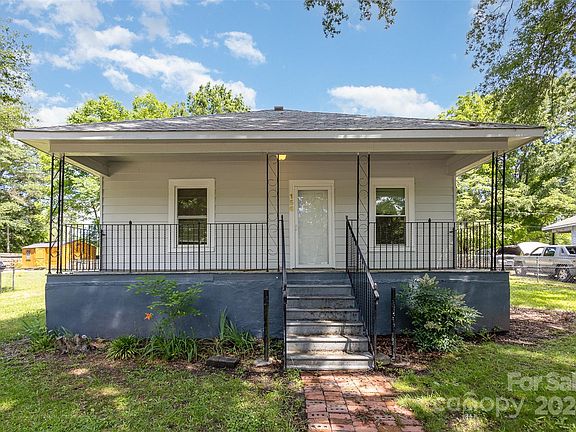 4th image of 156 Dixon Cir