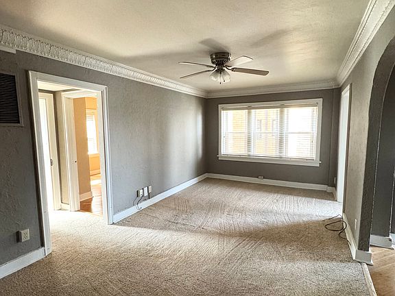 5th image of 4804 Jefferson St APT 203