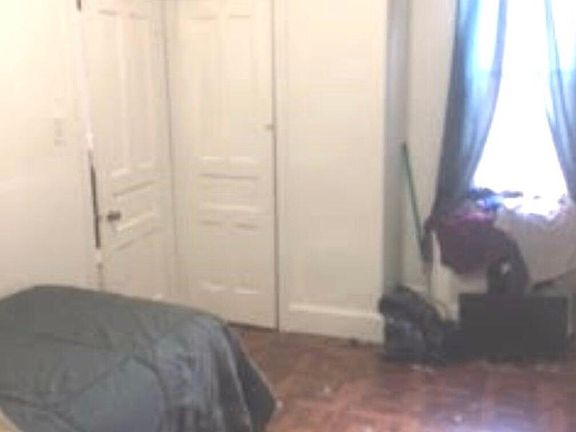 4th image of 4100 N Fairhill St