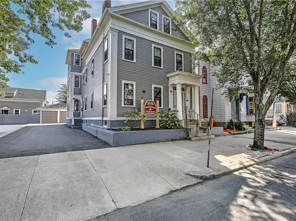 214 Broadway St, Providence, RI 02903