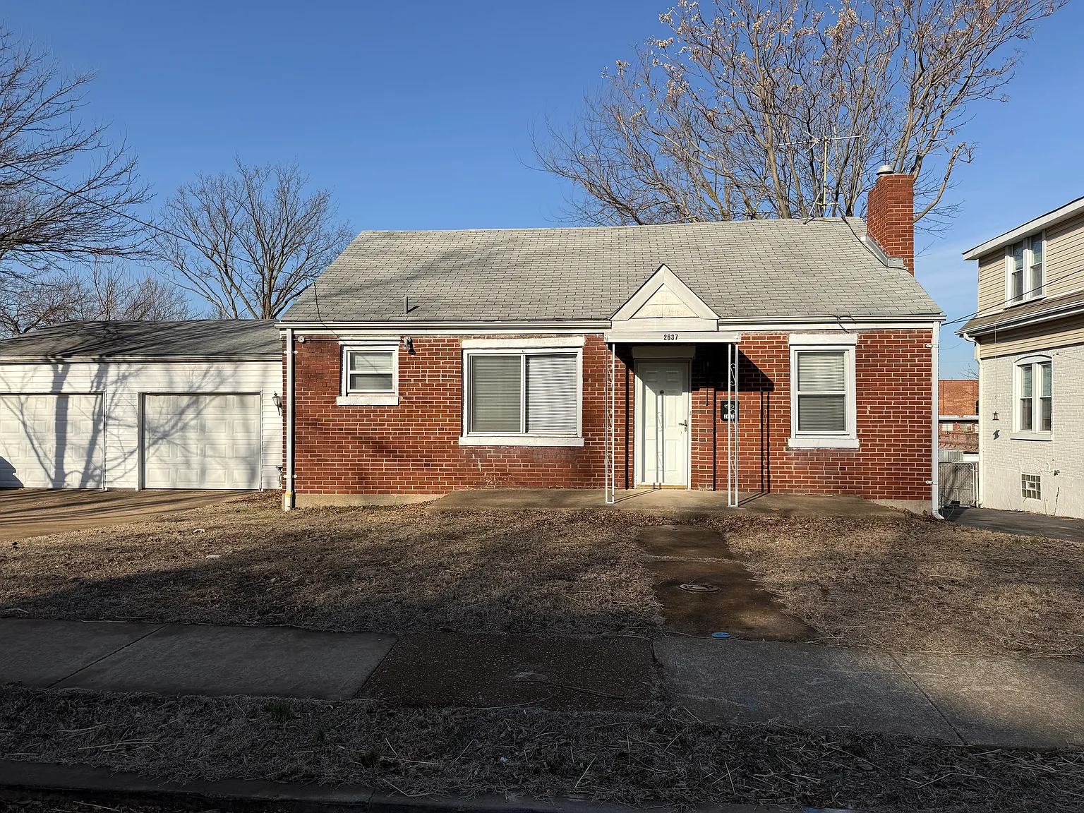 2 bed, 918 sqft, $1,695 — Photo 2
