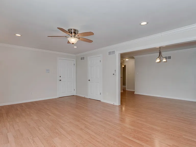 6641 Birchwood Ave #1 — Photo 4