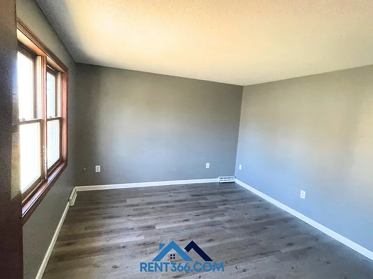63-65 Wisteria St — Photo 10