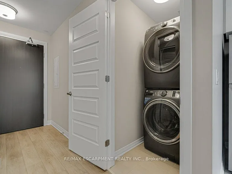 480 Gordon Krantz Ave #303 — Photo 26