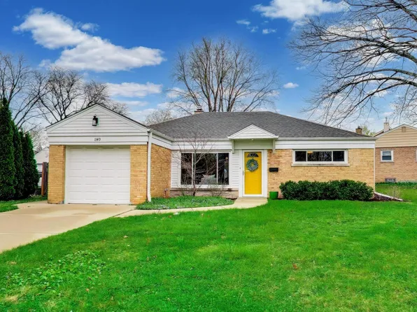 1149 N Hickory Ave, Arlington Heights, IL 60004
