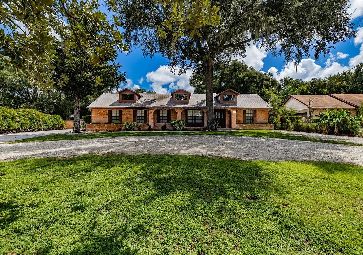 501 Bryan Rd — Photo 2