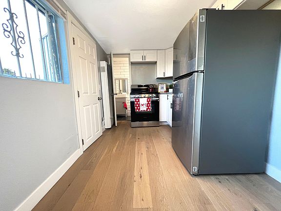 5th image of 1214 Atlantic Ave #B