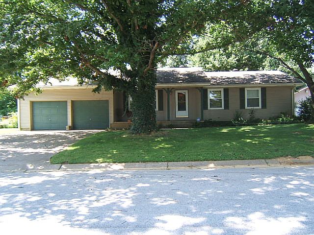 1st image of 6198 Sullivan Loop