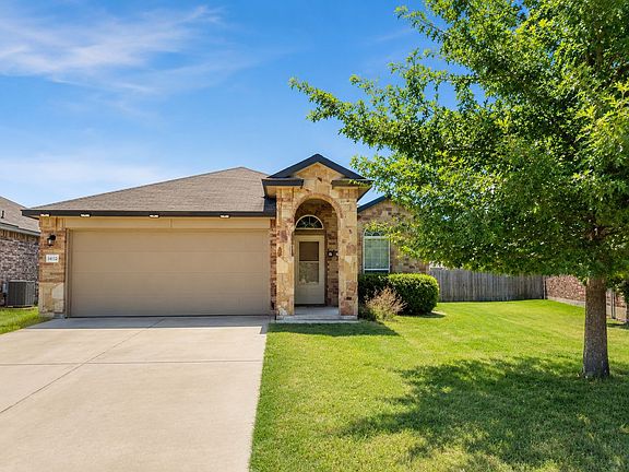 2nd image of 6632 La Sol Ln