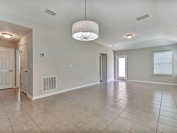 5th image of 7124 Emsley Cir