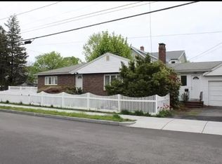 208 Samoset Ave, Quincy, MA 02169