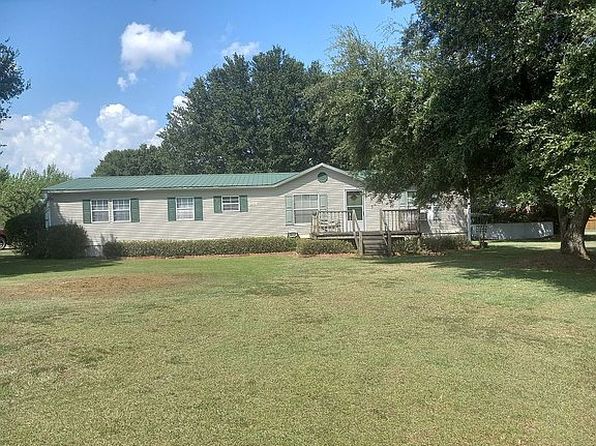 203 Swallow Cir