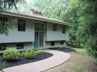 26 Hampshire Rd, Wayland, MA 01778