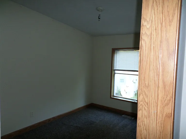 9944 Maple Dr — Photo 10