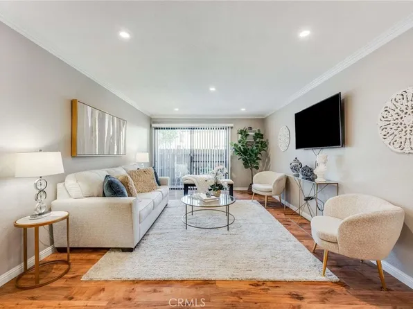 17900 Sherman Way APT 201, Los Angeles, CA 91335