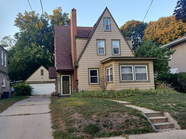 507 Elliott St SE