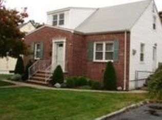 1098 Schneider Ave, Union, NJ 07083
